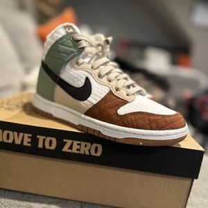 Nike Wmns Dunk High LX Next Nature
'Toasty' 6.5